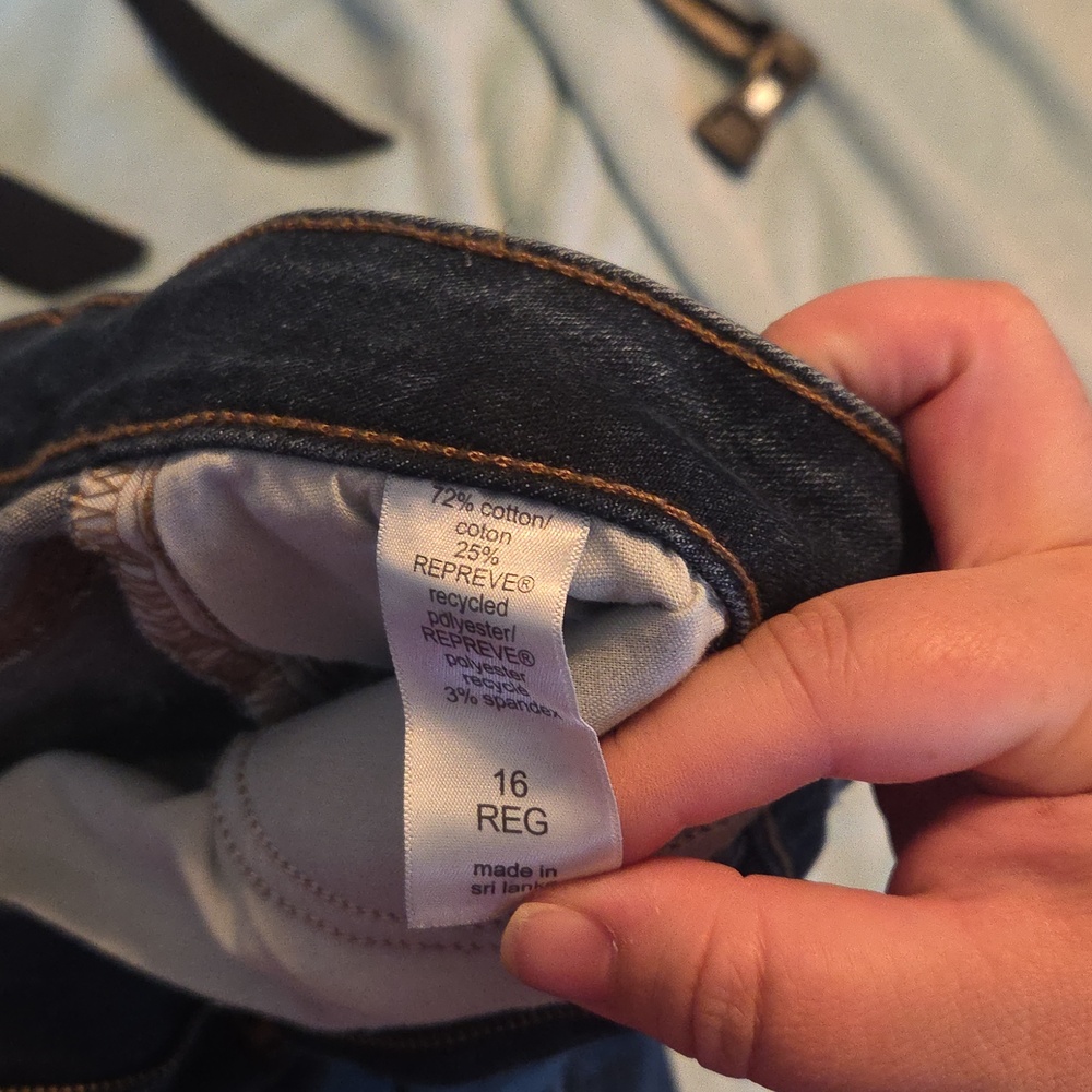 High Rise Bootcut Jeans - Picture 4 of 4